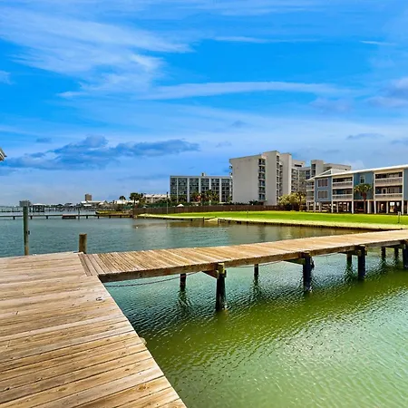 Sea Oats B104 Apartment